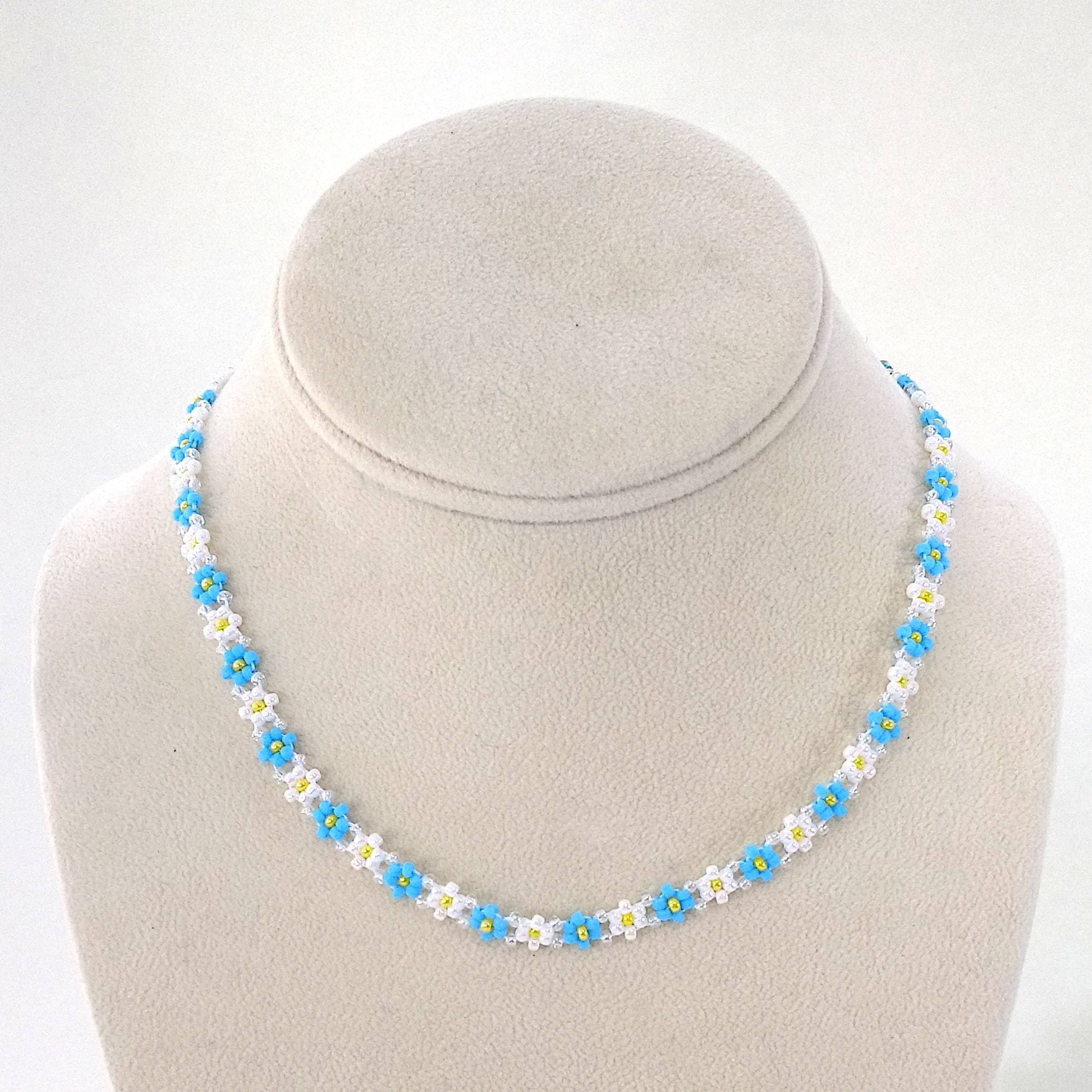 Blue Daisy Necklace Beaded Flower 