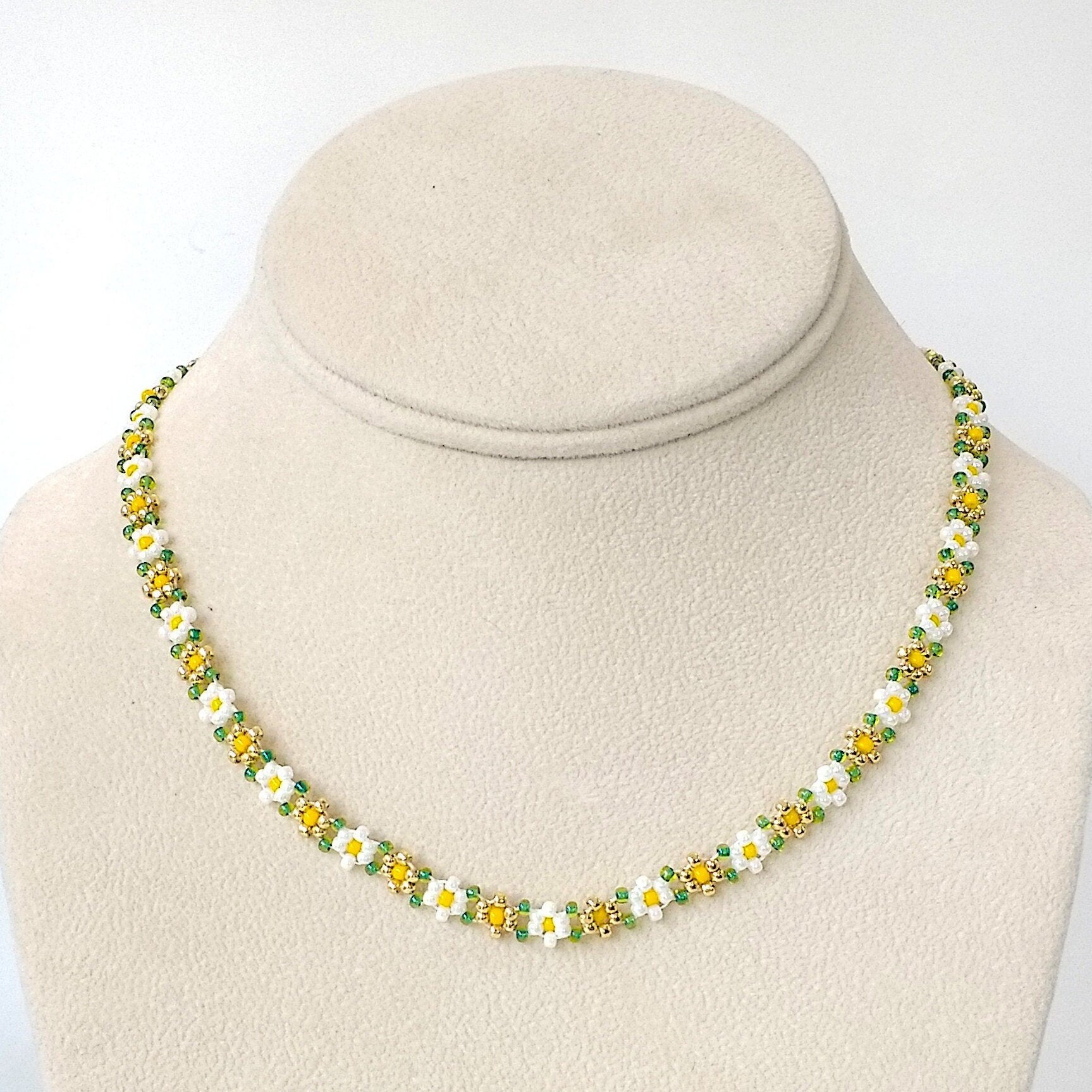 Gold Daisy Chain Necklace White Seed 