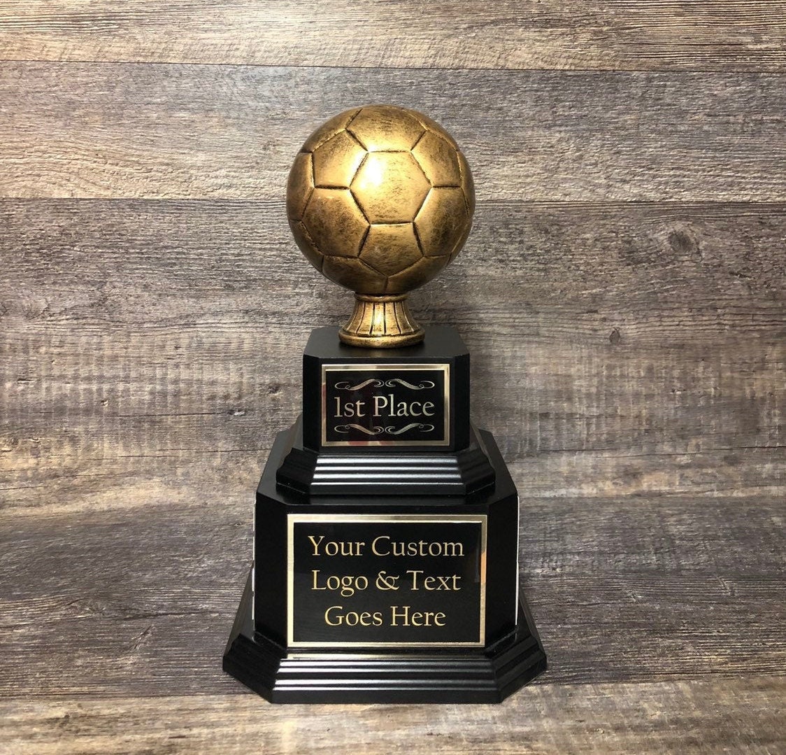 Trophée de football Fantasy Soccer Football League Trophy Ballon de football  en or antique Récompense de la ligue de championnat perpétuel 6 ou 12 ans -   France