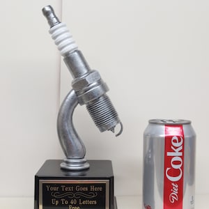 Troféu de corrida Car Show Trophy 10 &quot;Vela de ignição Hot Rod Troféu Plástico Prata Vela de ignição Vencedor do prêmio Melhor em exposição Participante de exposição de carros antigos