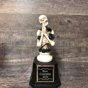 Halloween Trophy Skull Skeleton Bust Best Costume Winner Pumpkin Carving Contest Pumpkin Trophy Halloween Decor Trunk or Treat Trophies