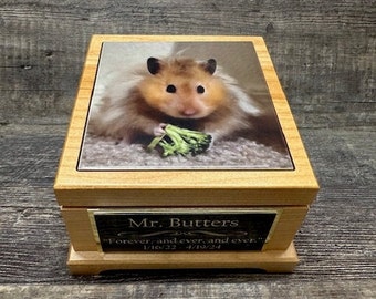 Hamster Urne Maus Urne Meerschweinchen Urne Kleintier Haustier Urne Hase Urne Haustier Erinnerungsbox Urne Benutzerdefinierte Foto Tile & gravierte Marke bis 25lbs