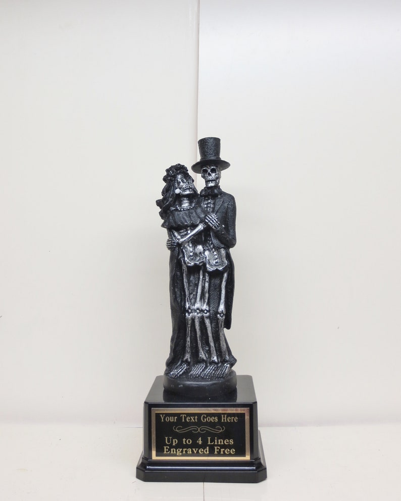 Halloween Trophy Couple Costume Day of the Dead Trophy Skeleton Scariest Costume Trophy Contest Dia De Los Muertos Winner Halloween Decor
