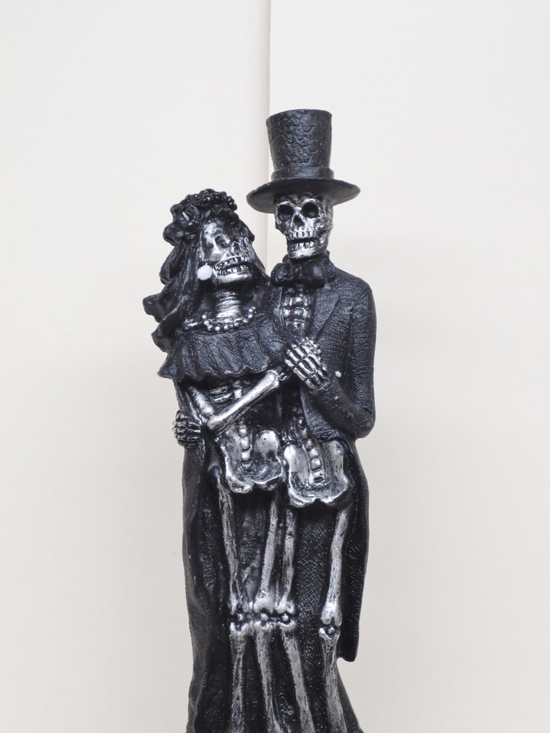 Halloween Trophy Couple Costume Day of the Dead Trophy Skeleton Scariest Costume Trophy Contest Dia De Los Muertos Winner Halloween Decor