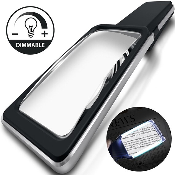 large reading magnifying glass with light
