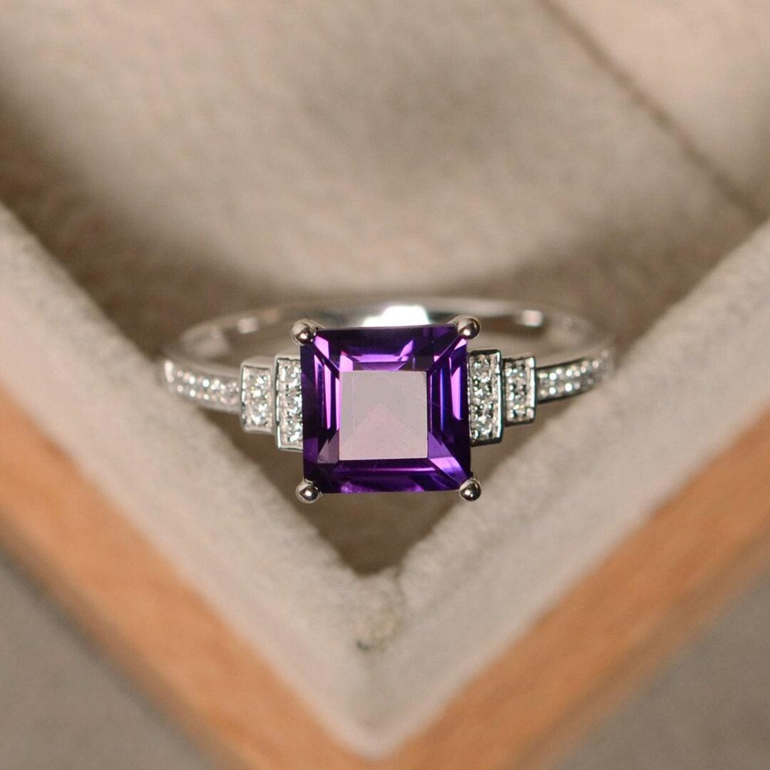 Natural Amatista Anillo De Plata Para Las Mujeres Rectangle Prong Corte
