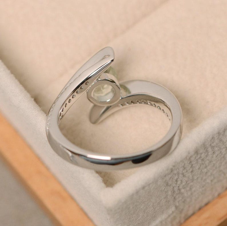 Green amethyst ring, wedding ring image 3