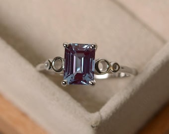 Lab alexandrite ring, sterling silver, solitaire rings, emerald cut alexandrite ring