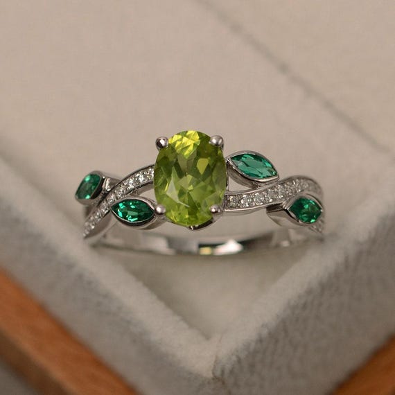 Natural peridot ring silver, green gemstone ring, multistone rings, sterling silver, oval cut peridot, leaf ring