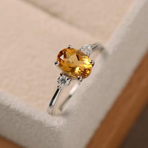 Citrine ring, oval quartz, sterling silver, yellow quartz ring, November birthstone,proposal ring