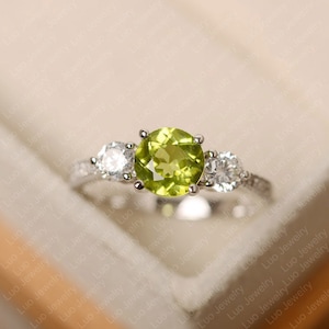 Green peridot ring, round cut, August birthstone ring, sterling silver, engagement ring