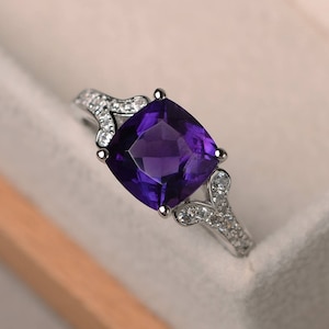 natural amethyst ring, cushion cut promise engagement ring, silver ring,purple gemstone ring,February birthstone ring
