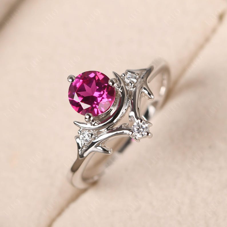 Mondrubinring, zierlicher Rubinring, Verlobungsring aus Sterlingsilber für Damen Bild 2