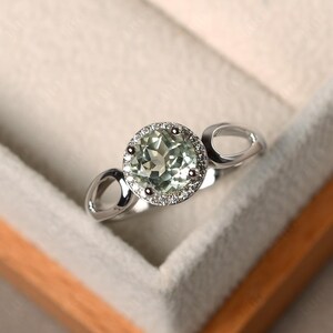 Blue sapphire rings, cocktail rings, September birthstone, round cut blue gemstone, silver rings, halo rings Green Amethyst