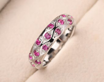Anillo de rubí de eternidad para hombre, anillo apilable con pavé de plata esterlina, anillo con piedra natal de julio