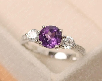 Amethyst ring, round cut, February birthstone ring, sterling silver, engagement ring for women