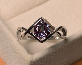 Infinity band ring, round shaped alexandrite engagement ring, June birthstone, color changing gemstone, Solitaire ring