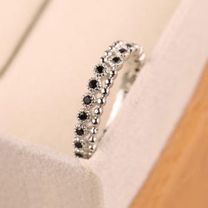 Vintage wedding band ring,sterling silver thin stacking ring,unique black spinel beaded band ring image 2