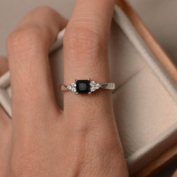 MHT　Miniature Princess Ring (Spinnel) Princes Cut, Black Spinel Ring, Sterling Silver, 4-prong