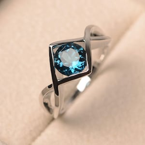 Echter Londoner Blautopasring, Versprechensringe, rund geschliffene blaue Edelsteine, solides Weißgold, Solitärring, November Geburtsstein