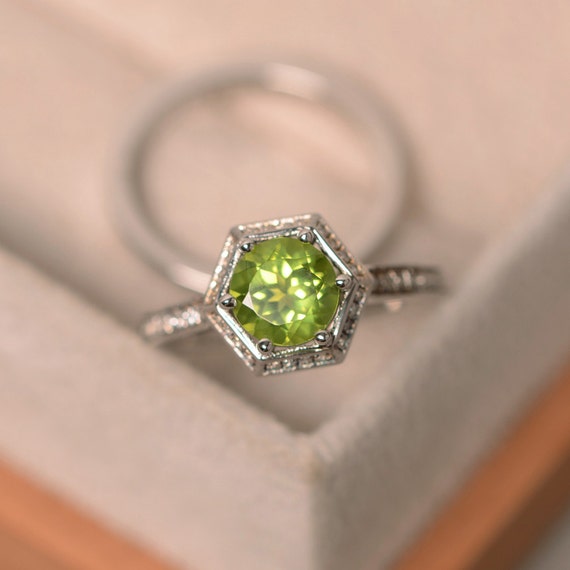 Green Peridot Ring August Birthstone Ring Gemstone Silver Etsy