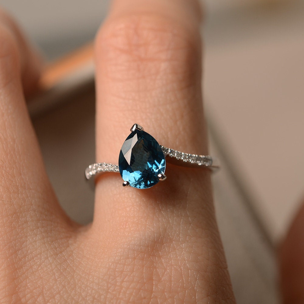 Pear shaped london clearance blue topaz ring