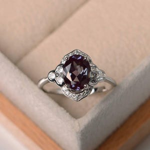 Alexandrit Verlobungsring, Ovalschliff, Farbwechsel Edelstein Ring, Sterling Silber, Juni Geburtsstein