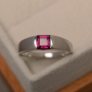 Pyrope garnet ring, solitaire ring, square cut, natural garnet ring, engagement ring image 2