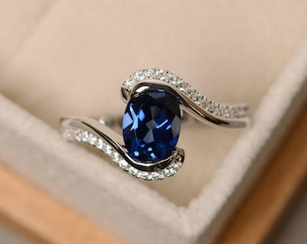 Sapphire ring, blue sapphire, oval cut sapphire, engagement ring
