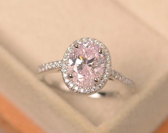 ピンクオーバルカットリング ピンクオーバルリング、オーバルカットCZリング、ハローエンゲージ