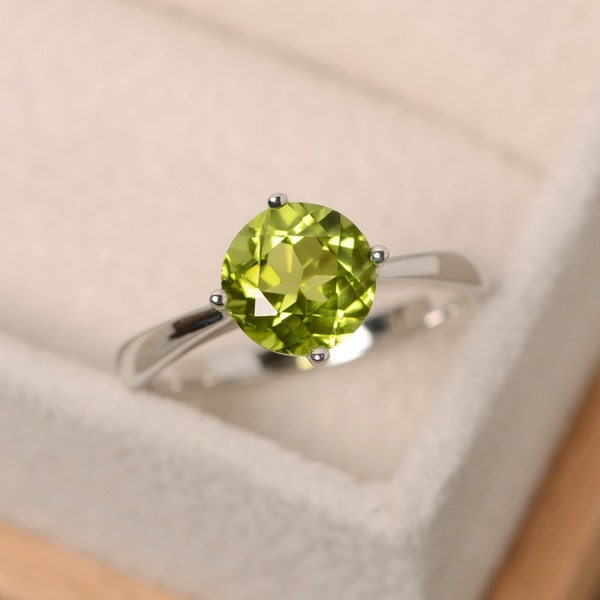 Solitaire  ring, natural peridot ring, brilliant rings, August birthstone ring, sterling silver, peridot gemstone