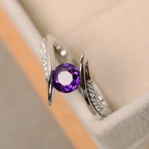 Amethyst ring, engagement  ring, sterling silver, purple amethyst, quartz ring silver, purple gemstone