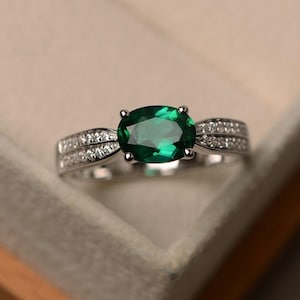green emerald ring, May birthstone ring, 4 prong setting ring, engagement ring for woman