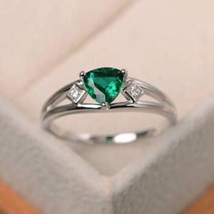 Emerald ring, wedding ring, trillion cut green gemstone, May birthstone, sterling silver ring