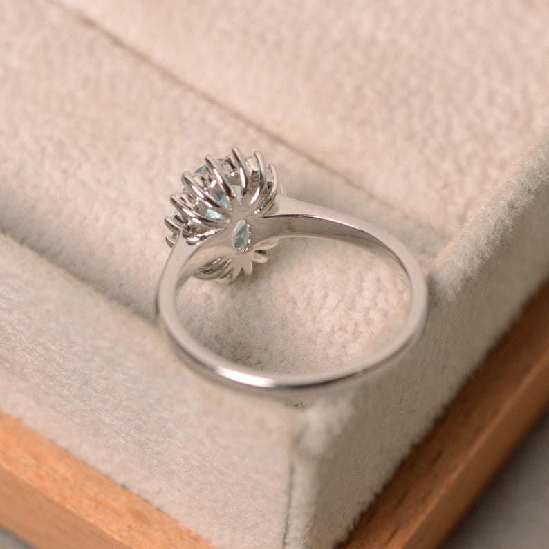 Genuine aquamarine ring, oval cut aquamarine, March birthstone ring, sterling silver, image 4