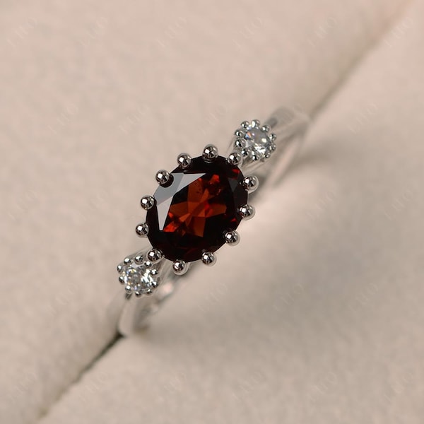 Wedding ring, natural garnet ring, red gemstone, oval cut gemstone, January birthstone