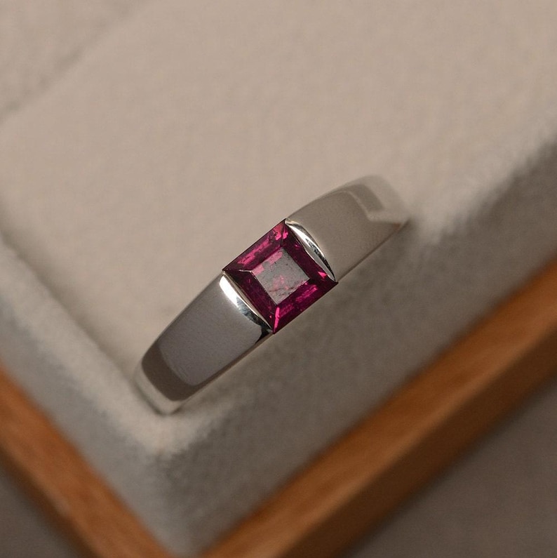 Pyrope garnet ring, solitaire ring, square cut, natural garnet ring, engagement ring image 1