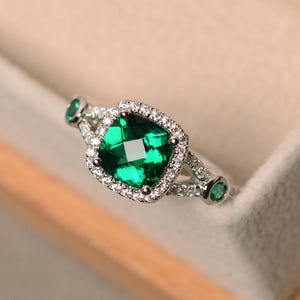 Bague de fiançailles émeraude, émeraude taille coussin, bague de promesse, argent sterling, émeraude image 2
