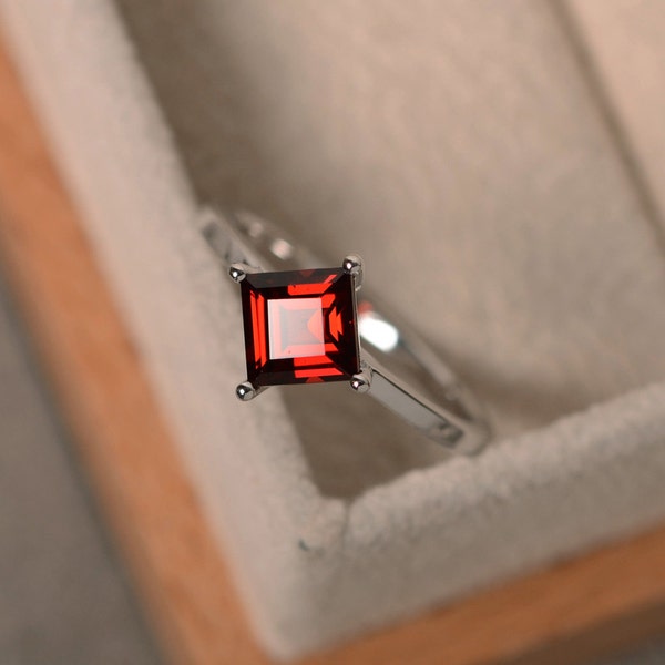 Garnet ring, square cut, silver, solitaire ring, January birthstone,