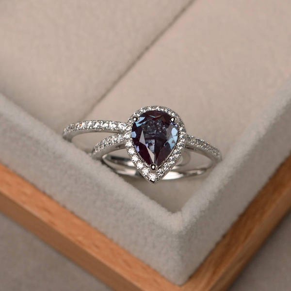 Alexandrite wedding rings set, solid silver, tear drop shpaed, June birthstone, color changing ring