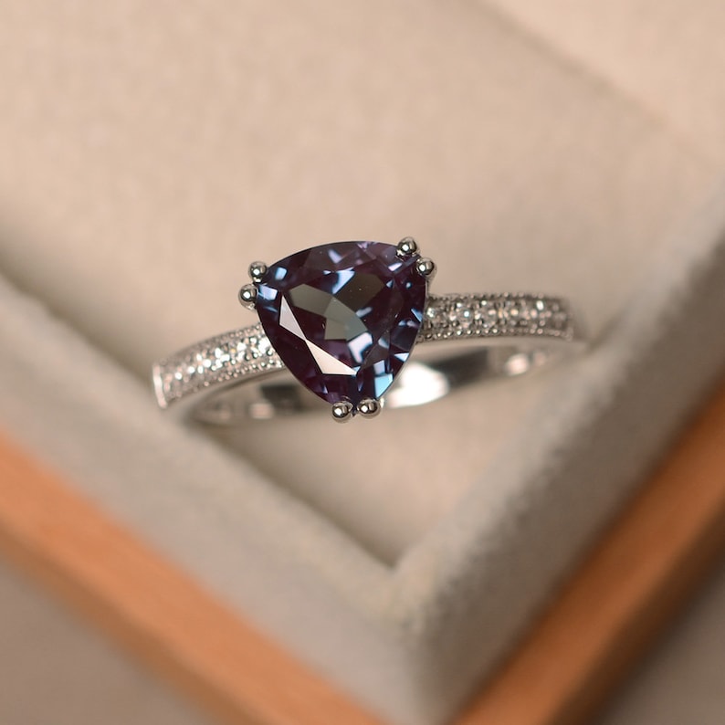 Trillion Cut Vintage Alexandrite Engagement Ring Sterling Etsy Canada