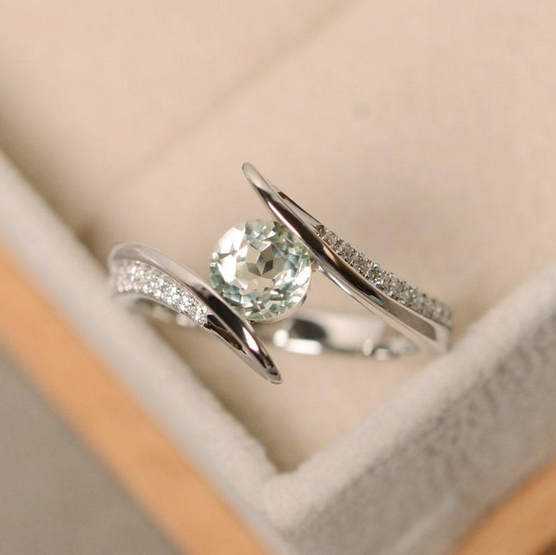 Green amethyst ring, wedding ring image 1