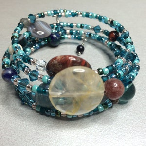 Pulsera de piedras preciosas de carta natal astrológica hecha a medida
