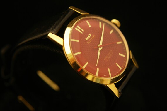 hmt sona parashock 17 jewels price