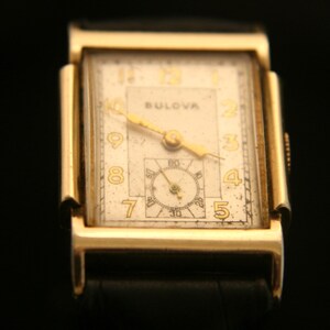 Men's vintage 1947 Bulova 17 jewel Swiss 10K RGP dress wristwatch, running well and keeping time!