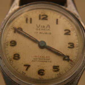 Vintage 1940's men's WWII Vira/ Miramar 17J Swiss military dial wristwatch, running well! image 7