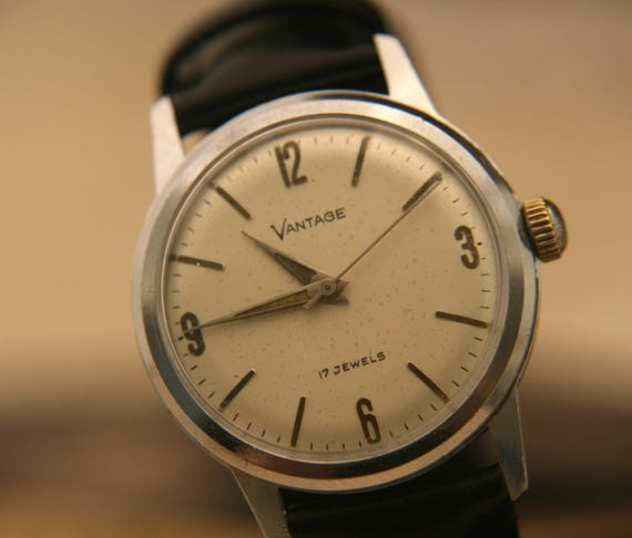 Vintage, Affordable, 1970's Men's 17 Jewel Vantage (HAMILTON