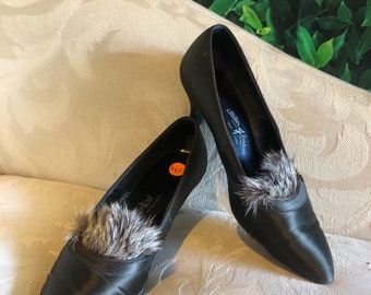 Millerkins by I. Miller fur & satin kitten heels