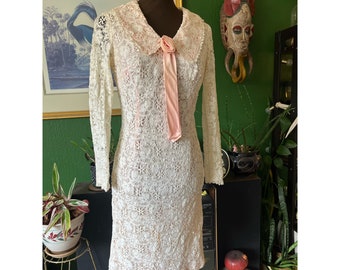 Stanton jrs Pink & white lace overlay 1960s dress with collar