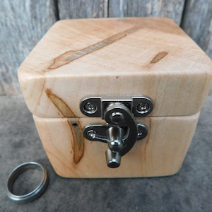 Spalted Maple Keepsake / Ring /  Memento Box